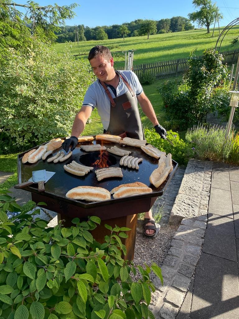 cook&Grill firetable Standard grillen Essen Heinz Hirtenlehner