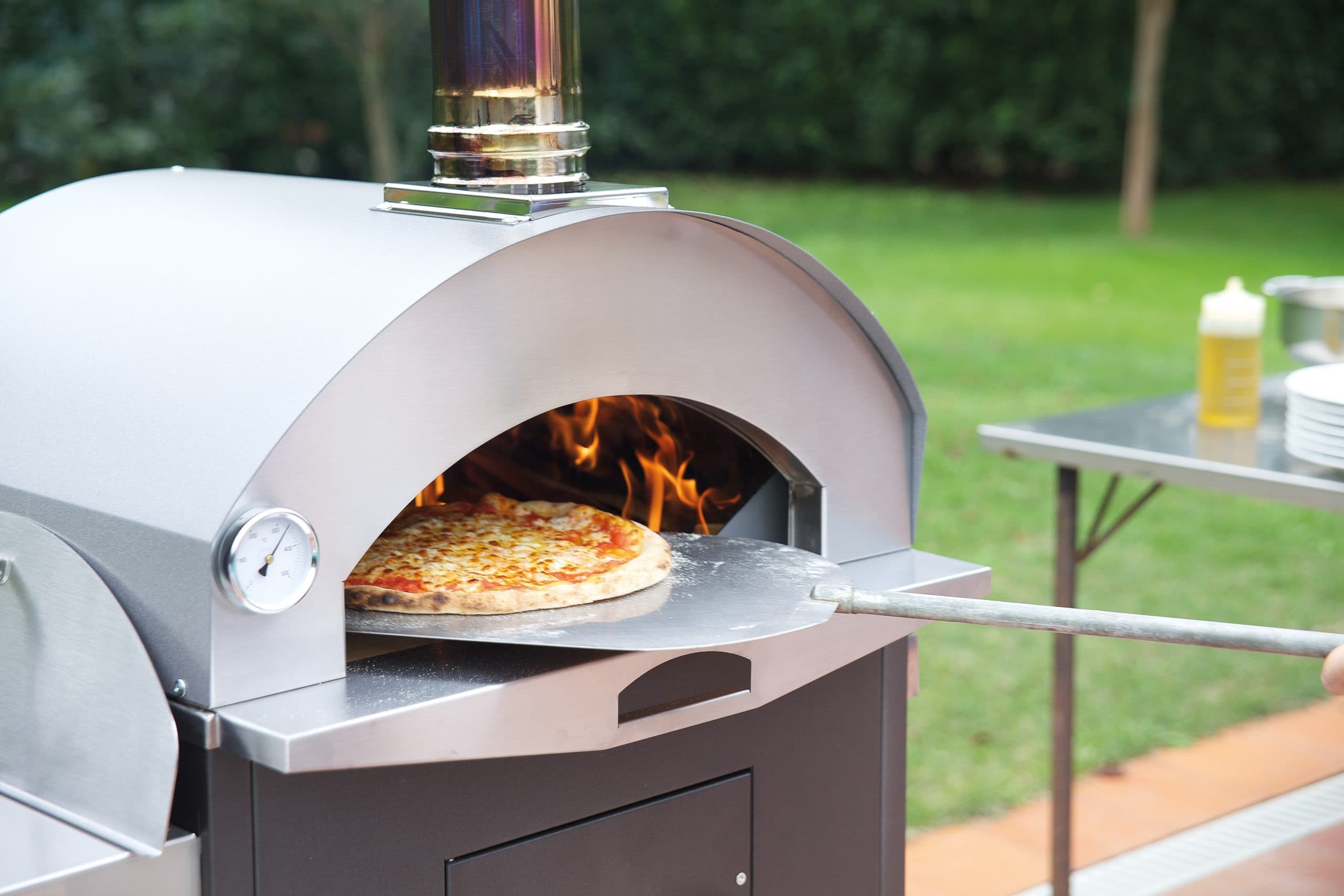 PIZZA & CUCINA Gartenküche mobil Fontana Forni