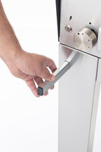 Mangiafuoco Fontana Forni Griffstange Detail LoderFire